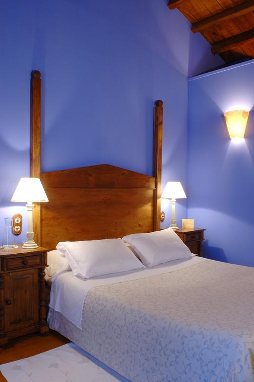 Casa Do Castelo De Andrade Guest House Puentedeume Ngoại thất bức ảnh